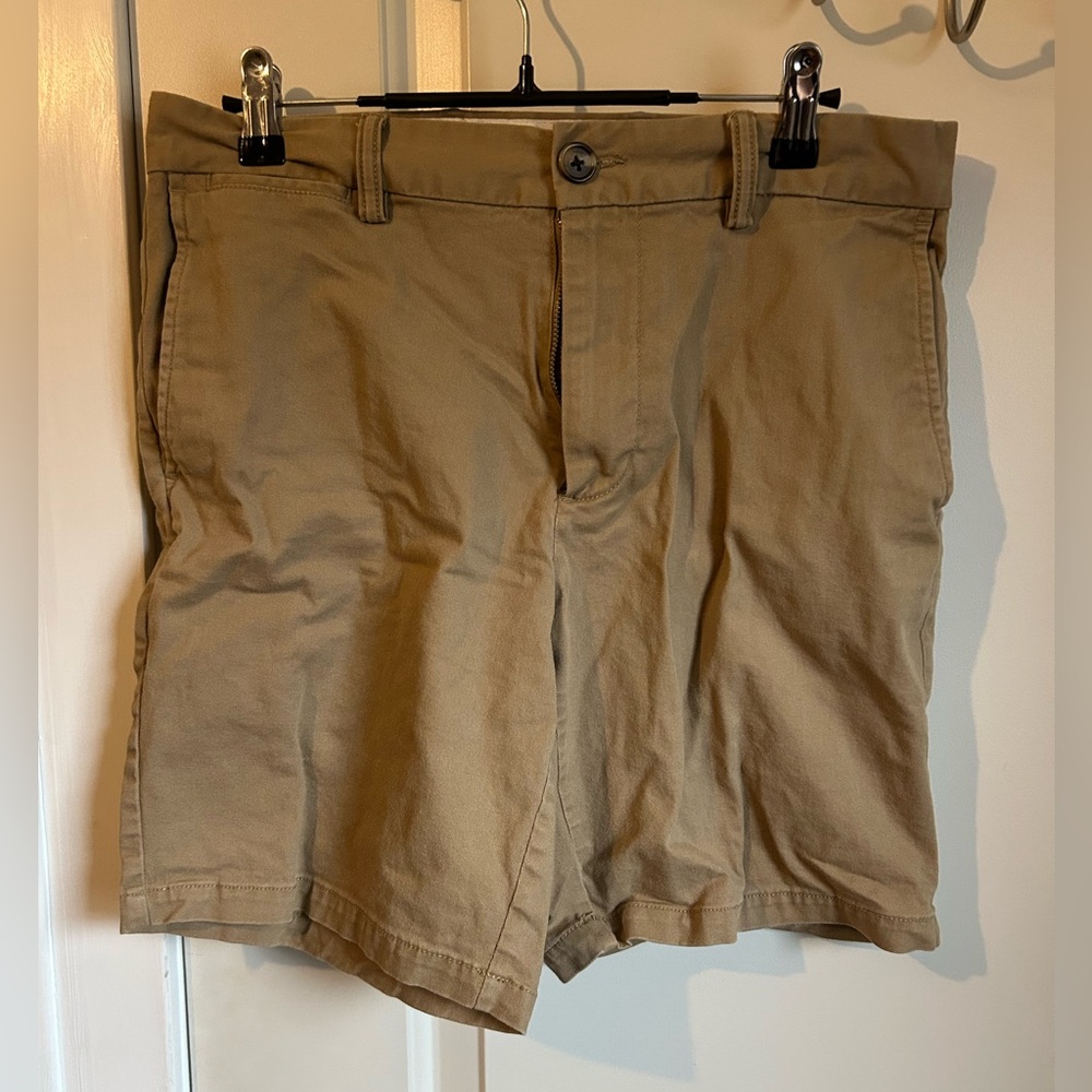 Old Navy Khaki Shorts - size 30